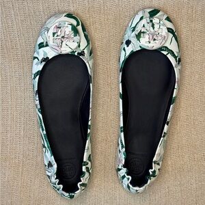 Tory Burch Women's Floral Flats - Ivory Desert White, and Green